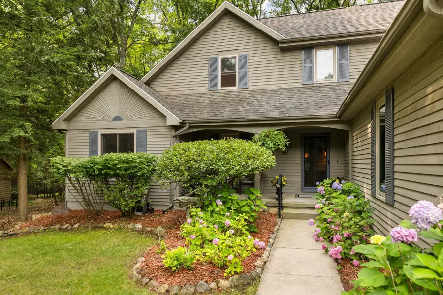 4301 Paper Birch, Acme, MI 49696 - #2