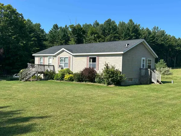 4720 Dickinson, CentralLake, MI 49622
