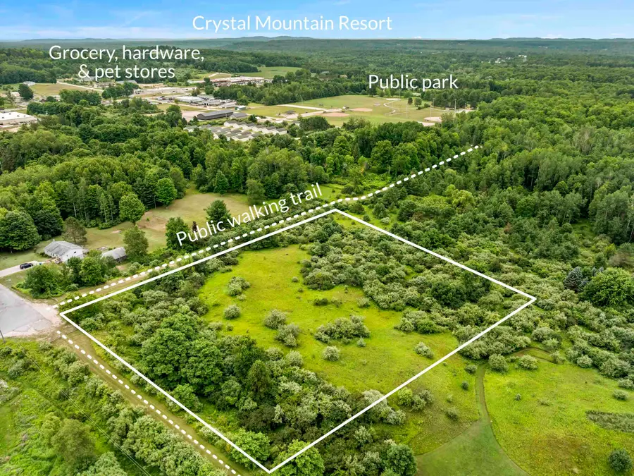 000 Lake ST, Benzonia, MI 49616 - #2