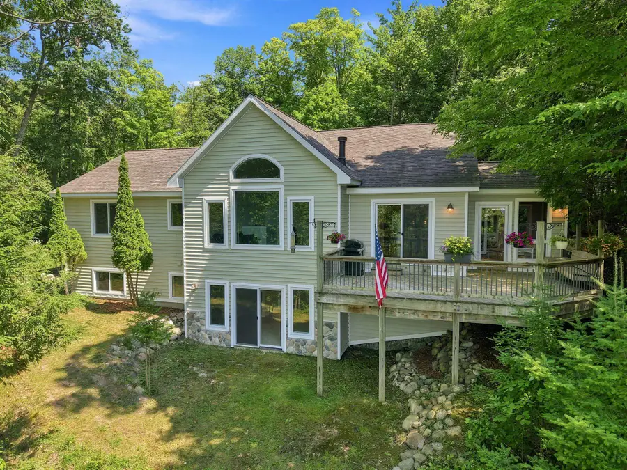 10101 Peninsula DR, Peninsula, MI 49686 - #3