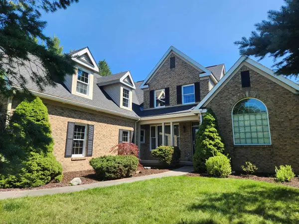 4545 S Pine Valley, SuttonsBay, MI 49682
