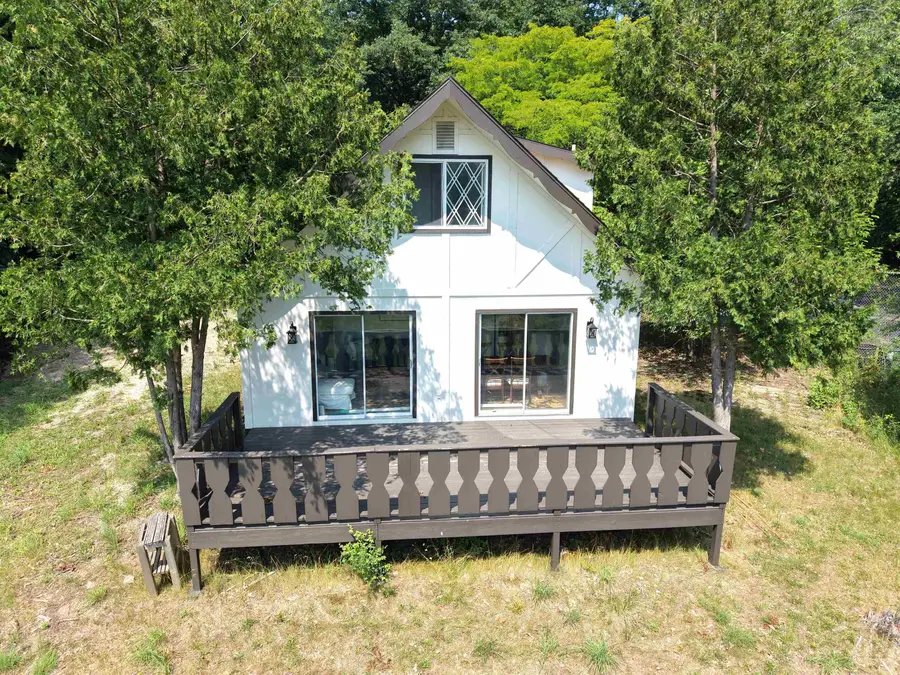 6151 East Jordan RD, Ellsworth, MI 49729 - #2