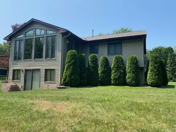 6845 W Harbor, ElkRapids, MI 49629