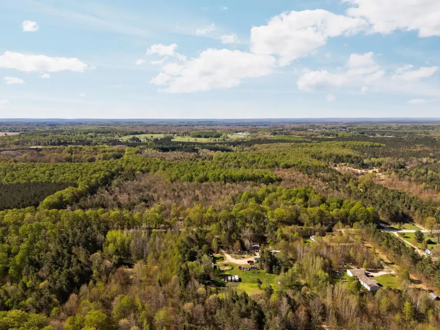 11886 Cedar Creek RD, Union, MI 49633 - #2