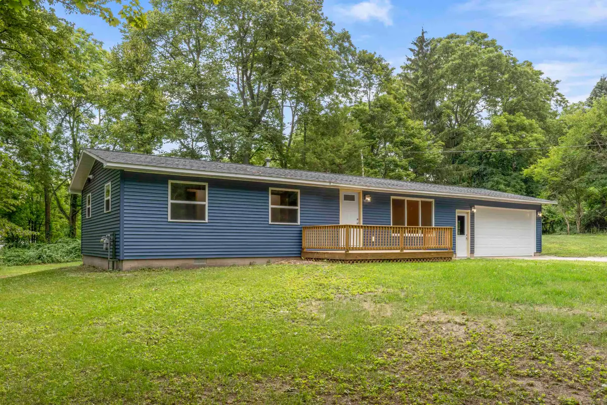 6800 Traverse, Benzonia, MI 49616 - #1