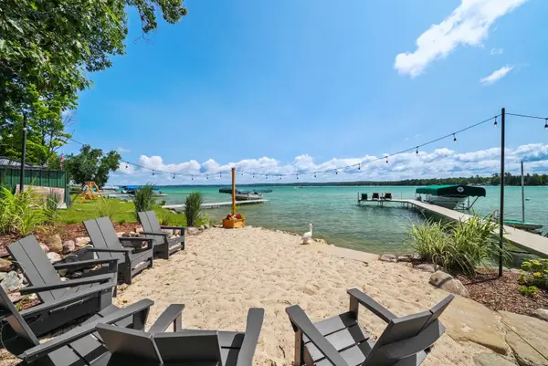 12344 S West Torch Lake, RapidCity, MI 49676