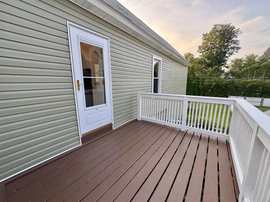 605 E Garfield ST, Cadillac, MI 49601 - #3