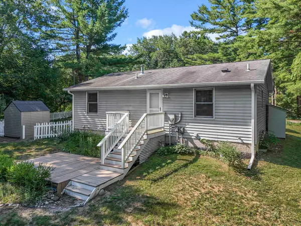 2020 Cove DR, TraverseCity, MI 49685