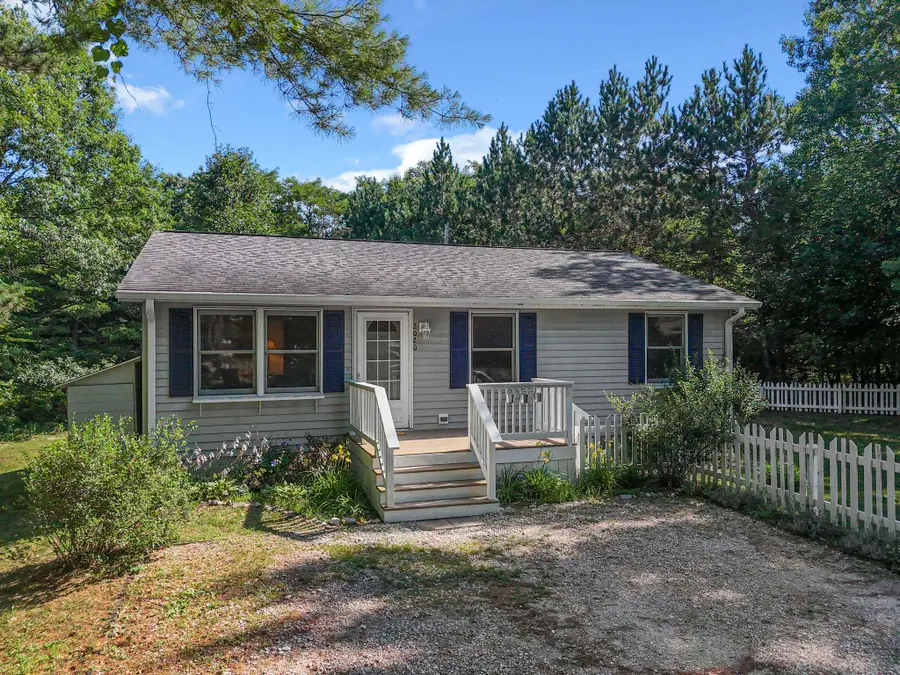 2020 Cove DR, Long Lake, MI 49685 - #3