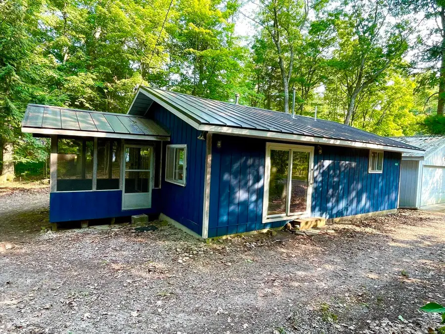4483 Hickory, Honor, MI 49640 - #3