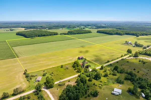 10347 Bogart RD, Kingsley, MI 49649