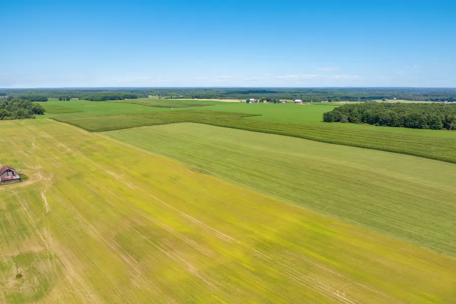 10347 Bogart RD, Kingsley, MI 49649 - #3