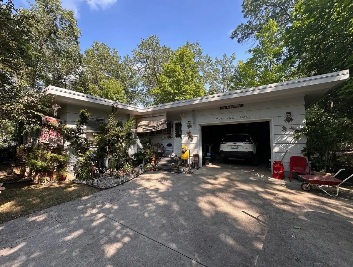 917 Holly, East Bay, MI 49686 - #1