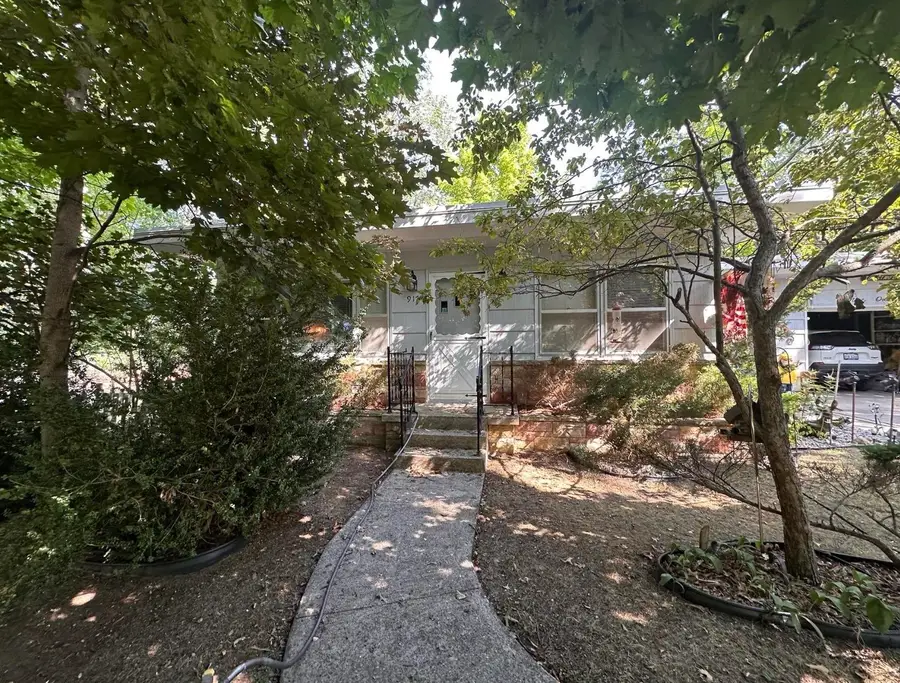 917 Holly, East Bay, MI 49686 - #2