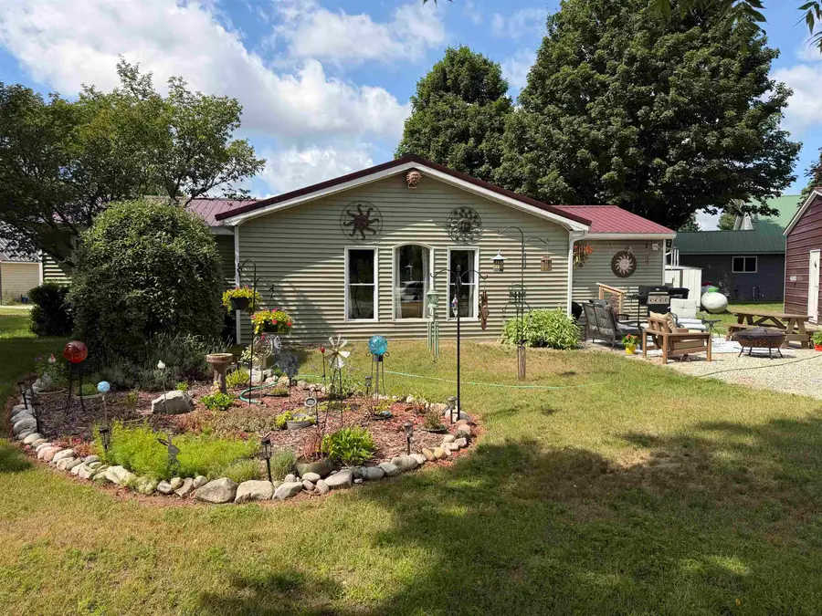 7542 3rd, Thompsonville, MI 49683 - #3