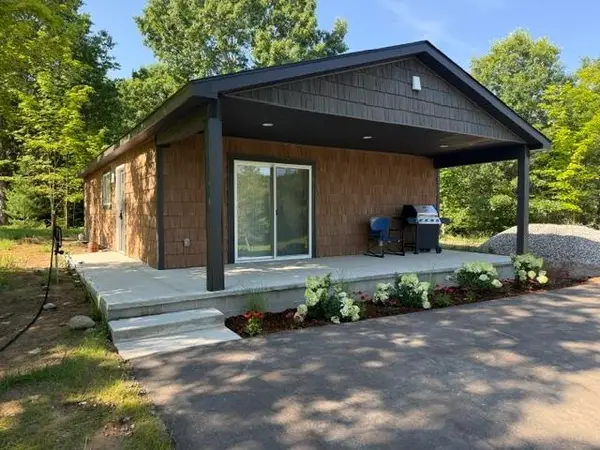 5933 SW Old Oak TRL, FifeLake, MI 49633