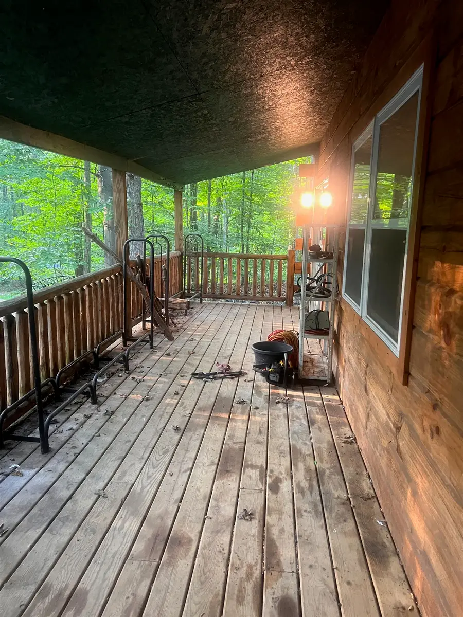 520 E Moorestown, Norwich, MI 49651 - #3