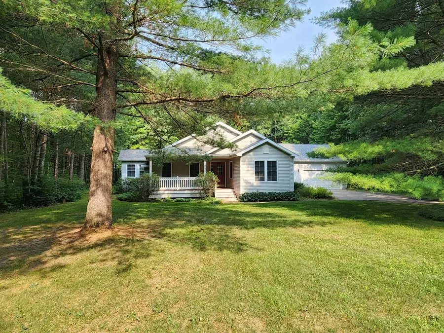 877 Golf Side, Kalkaska, MI 49646 - #2