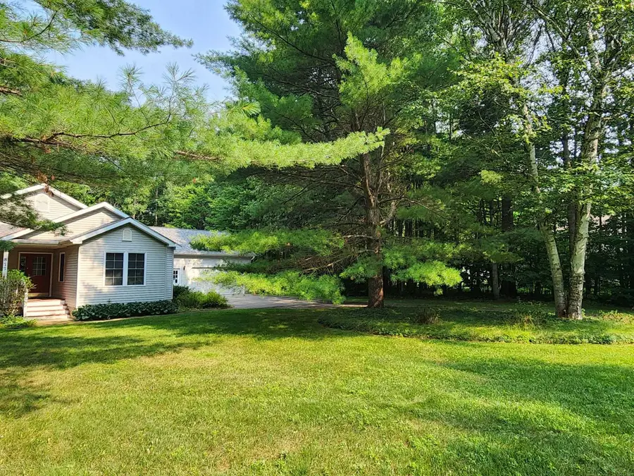 877 Golf Side, Kalkaska, MI 49646 - #3