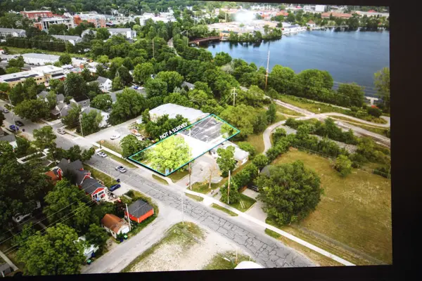807 Lake, TraverseCity, MI 49684