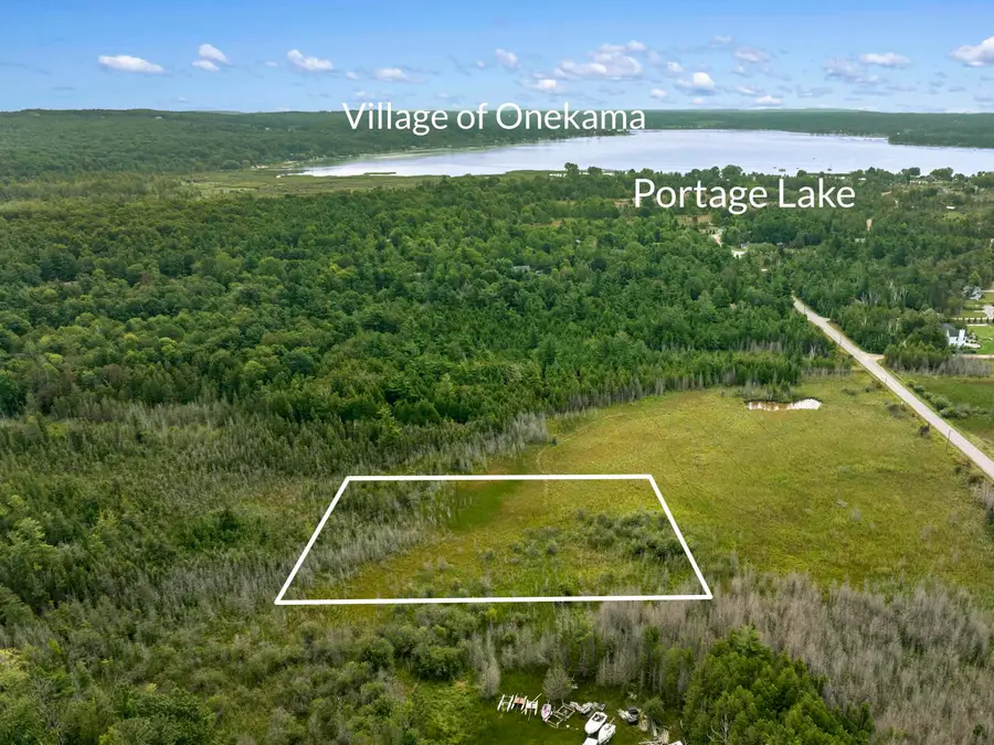 0 Seymour ST, Onekama, MI 49675 - #2