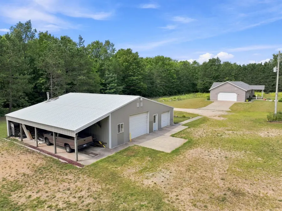 275 S 35 RD, Cadillac, MI 49601 - #3