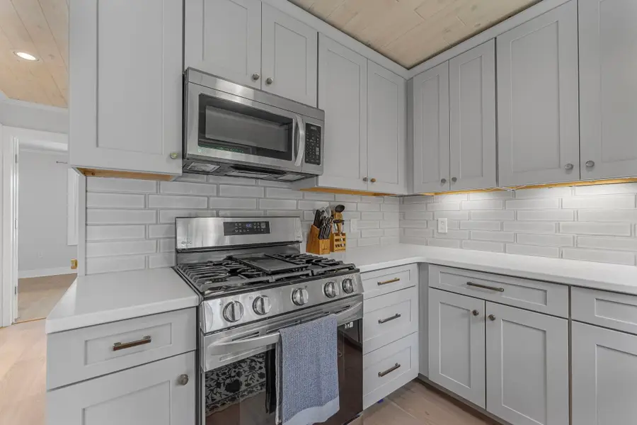 7481 E Lincoln, Elmwood, MI 49684 - #2