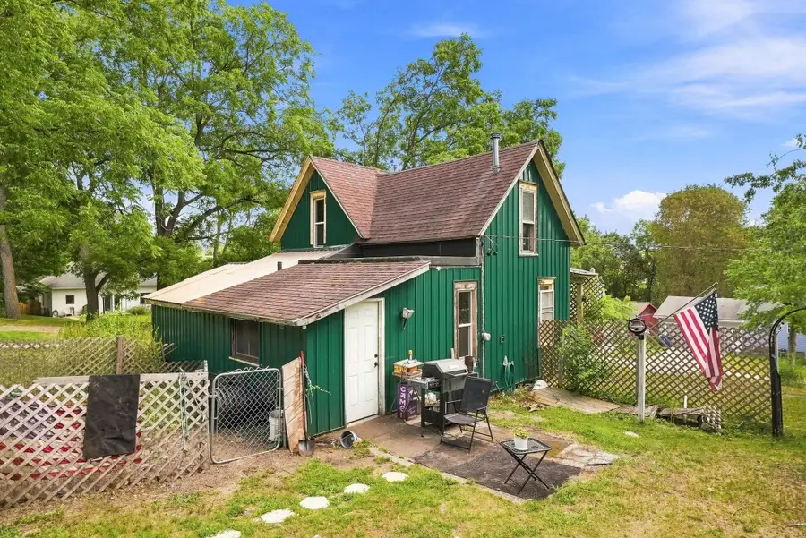 441 Washington ST, Cadillac, MI 49601 - #3