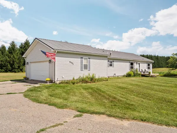 8484 Zue, Buckley, MI 49620