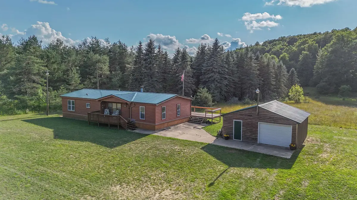 3749 N 29 1/4, Mesick, MI 49668 - #1