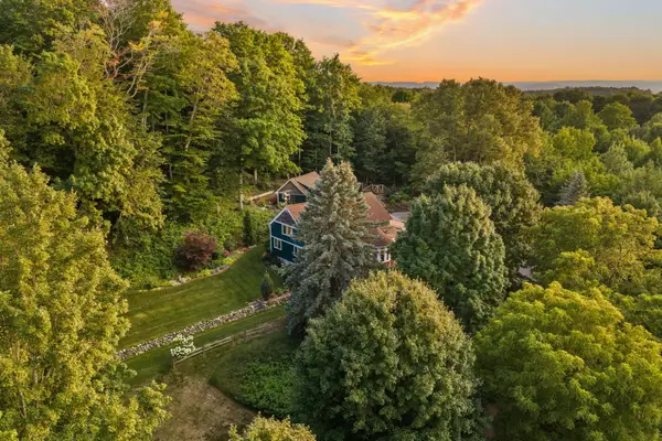 6020 E Hackett, Cedar, MI 49621