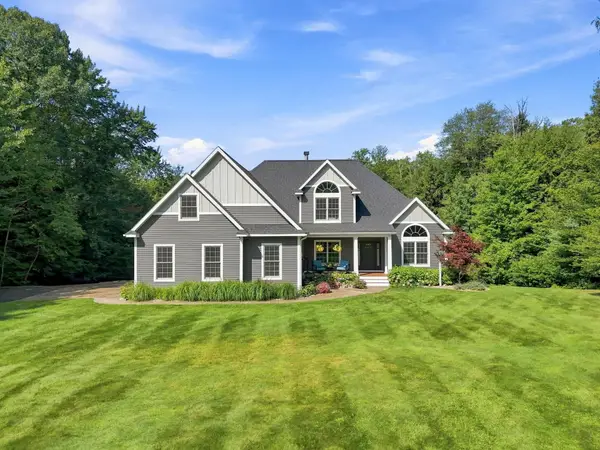 7255 Russ Noble DR, TraverseCity, MI 49685