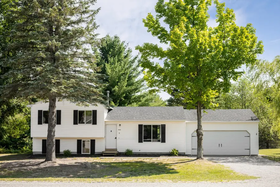 3880 Whispering Oaks, East Bay, MI 49696 - #2
