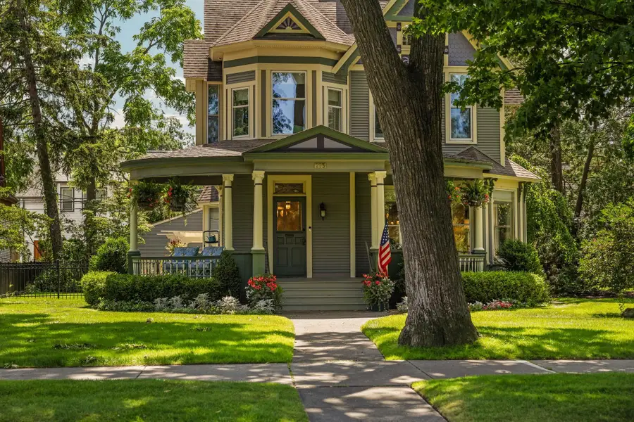 213 Sixth, Traverse City, MI 49684 - #2