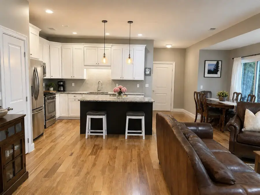 990 Lake Ridge, Traverse City, MI 49684 - #2
