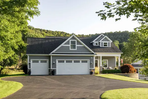 10505 W Pitch Apple LN, Empire, MI 49630