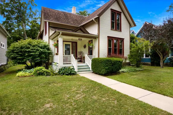 417 W Seventh, TraverseCity, MI 49684
