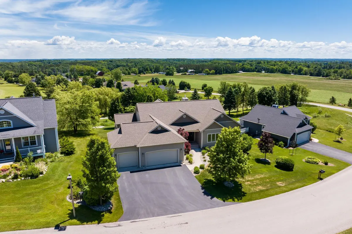 2536 W Crown, Traverse City, MI 49685 - #1