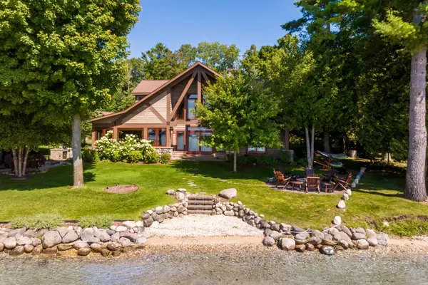 3463 NE Torch Lake DR, CentralLake, MI 49622