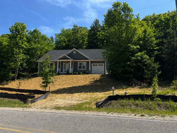 Unit 6 E Hoxie, Cedar, MI 49621