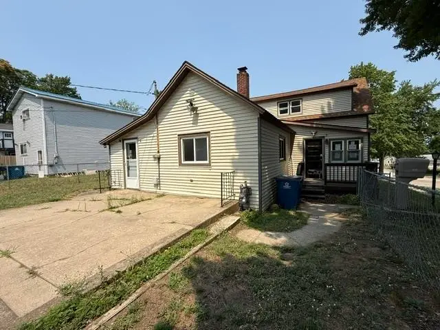 510 5th ST, Ludington, MI 49431 - #2