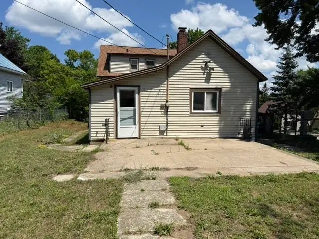 510 5th ST, Ludington, MI 49431 - #3