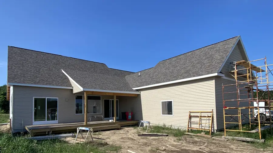 12000 Barkley LN, Milton, MI 49676 - #2