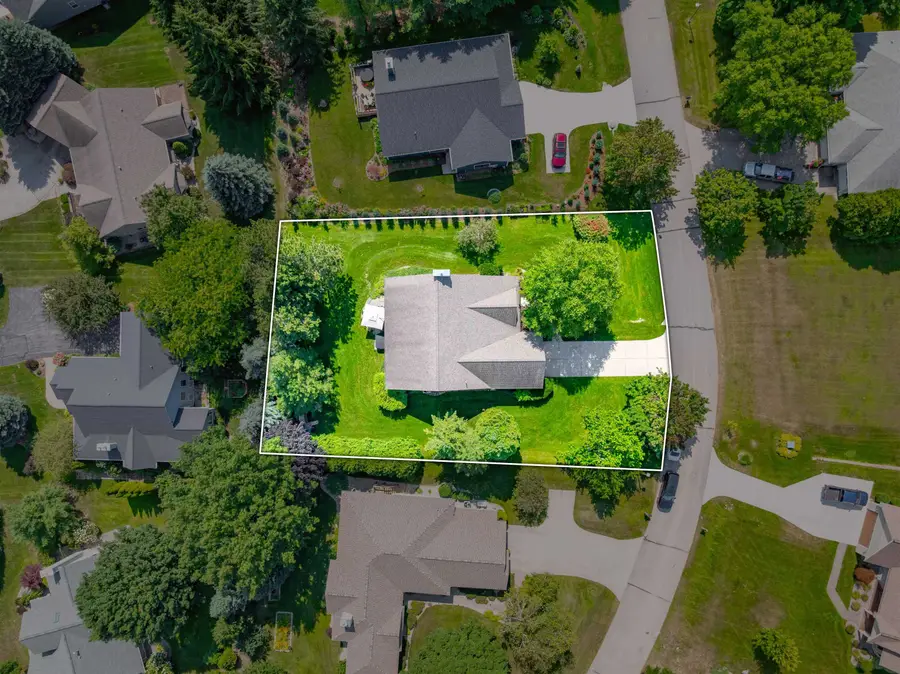 6400 Arrowhead WAY, Williamsburg, MI 49690 - #3