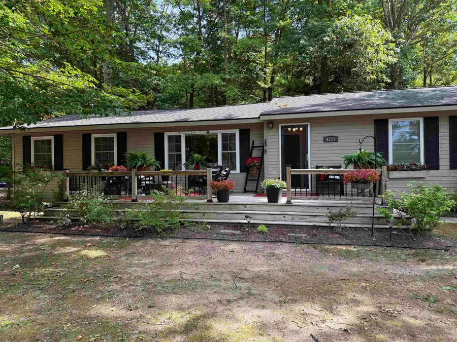 4721 E Sanford Lake, Almira, MI 49650 - #2