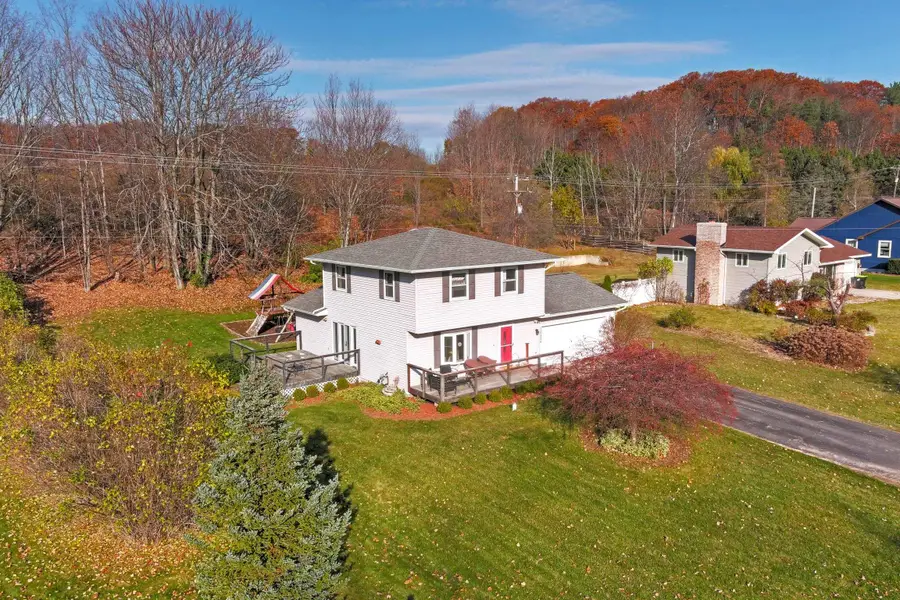 10555 Center RD, Peninsula, MI 49686 - #2