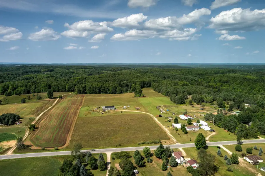 191 E Center, Kingsley, MI 49649 - #2
