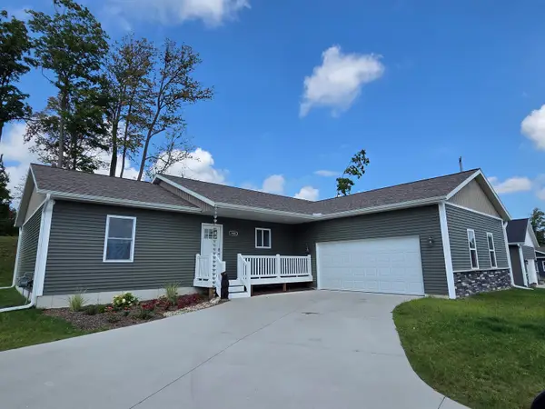 1420 Umber, TraverseCity, MI 49696