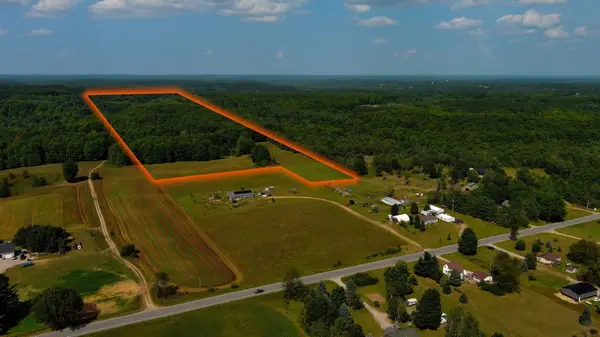 V/L E Center, Kingsley, MI 49649