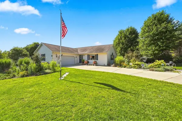7220 S Jamie DR, Mcbain, MI 49657